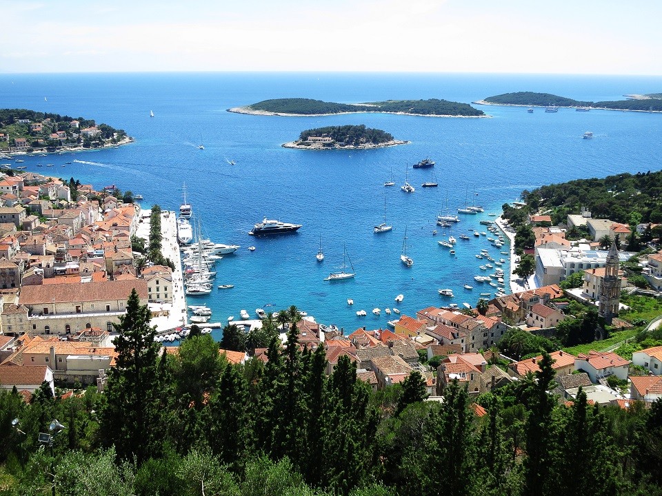 Stag-weekend-yacht-week-stag-party-yachts-antropoti-travels-hvar